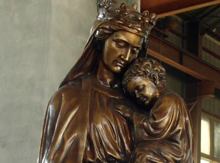 Life size Mary with baby Jesus sculpture