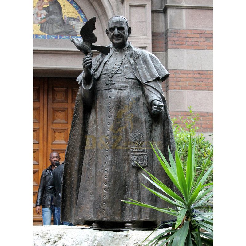 Famous Outdoor Metal Craft Bronze Pope John Paul Statue