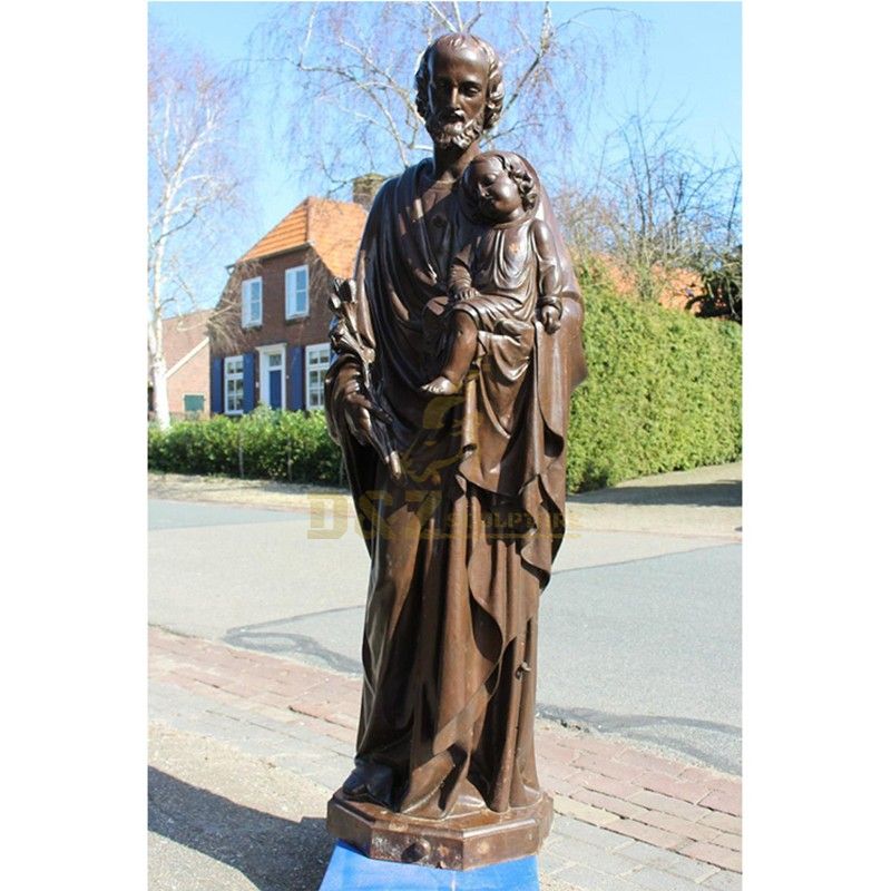 Outdoor street decoration bronze statues of Saint Joseph and Jesus