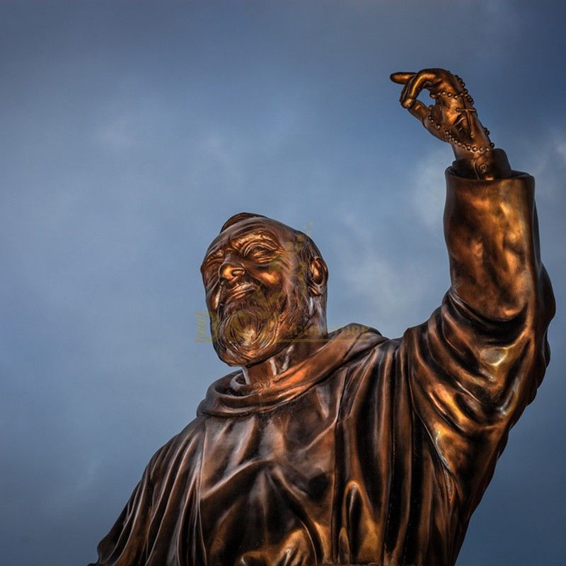 saint padre pio statue