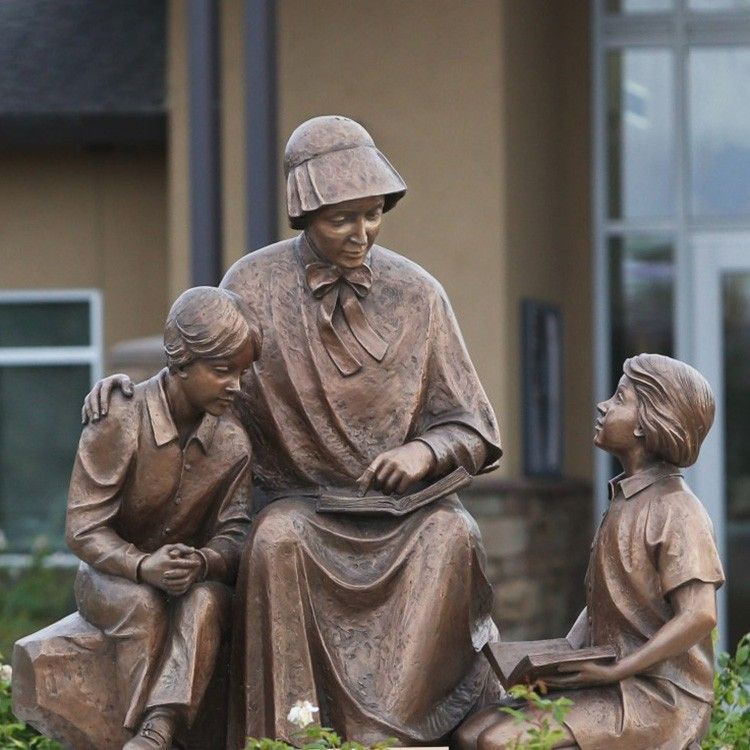 Outdoor Catholic Decoration Church Saint Elizabeth Ann with Children Statue for sale