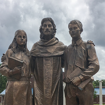 jesus sculpture with kids