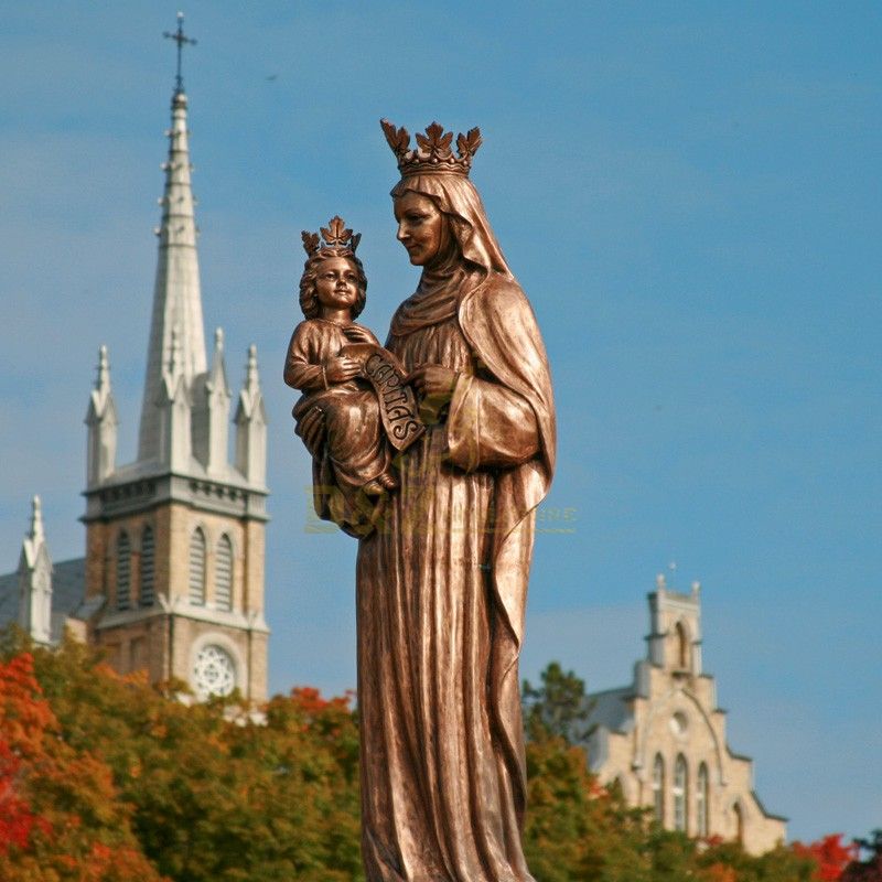 Church decoration bronze casting famous statue of Mary holding Jesus for sale