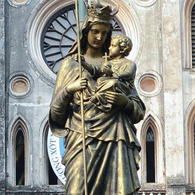 famous virgin mary sculpture