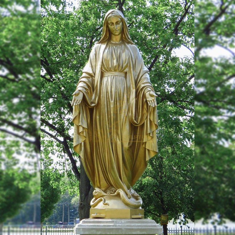 garden virgin mary statue