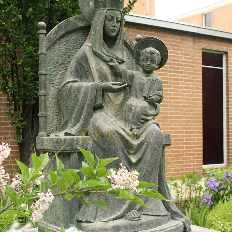 Hot sale metal casting religious sculpture outdoor Mary holding Jesus statue for sale