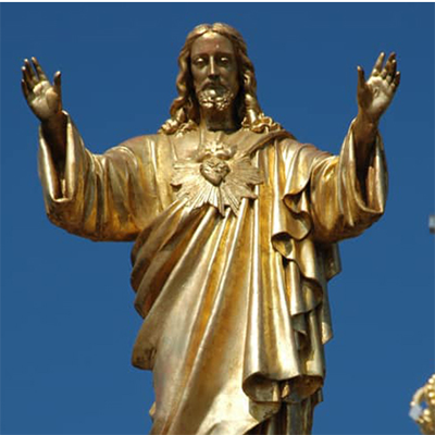 jesus statue sacred heart