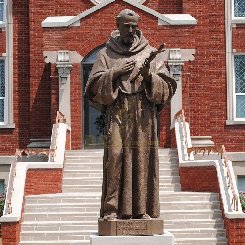 Customized outdoor statue of Saint Francis holding a cross statue