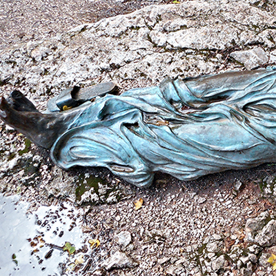 st francis of assisi statue outdoor