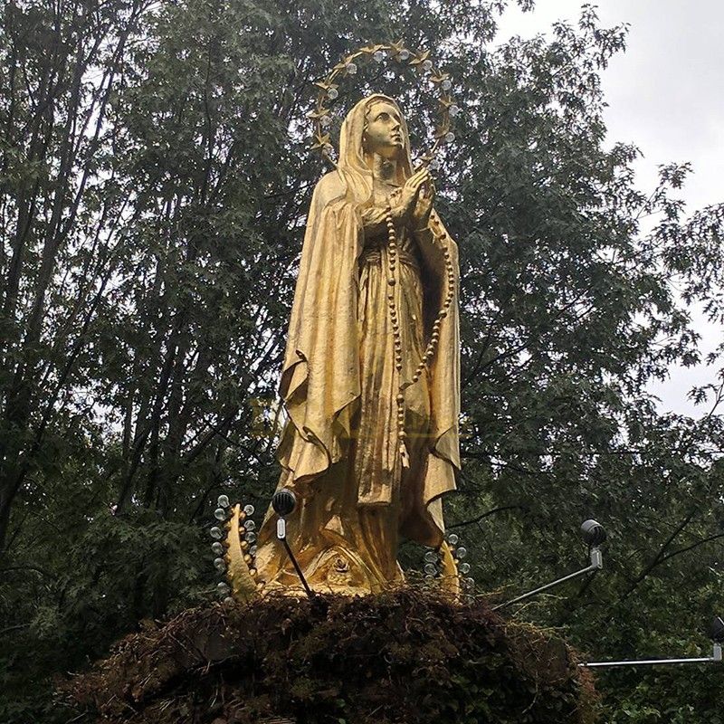 The famous religious sculpture Gold-leaf statue of Mary for sale