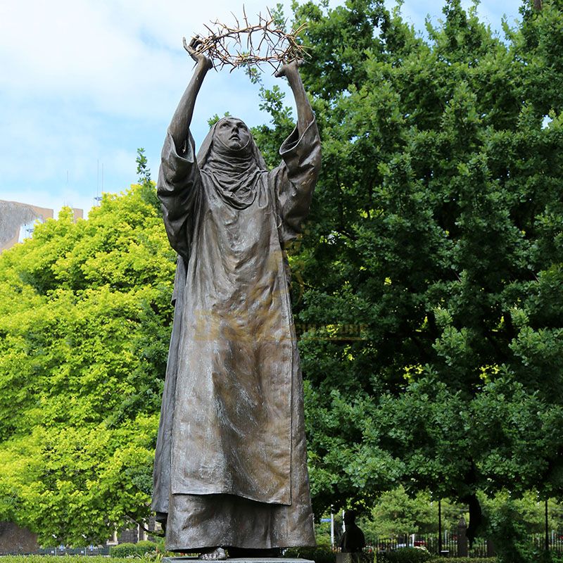 statue of Saint Catherine.jpg