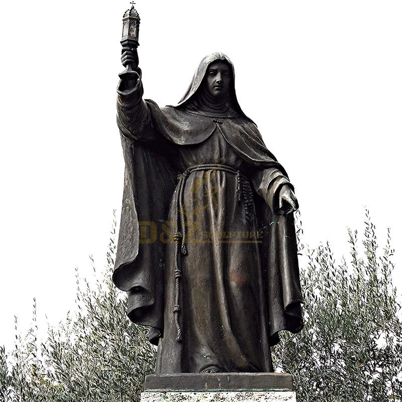 Bronze statue of Saint Clara.jpg